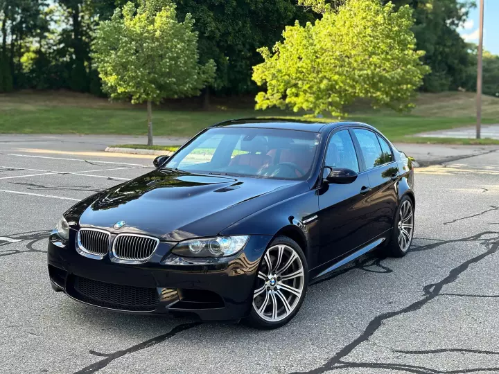 BMW M3 (E90) painted in Jerez Black