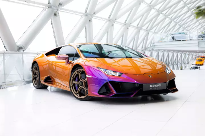 Lamborghini Huracán EVO (LP640-4) painted in Blu Hal