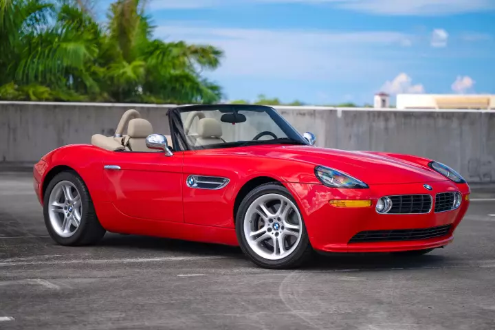 BMW Z8 (E52) painted in Bright Red