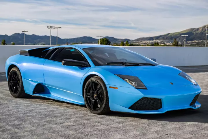 Lamborghini Murciélago (LP640-4) painted in Blu Cepheus
