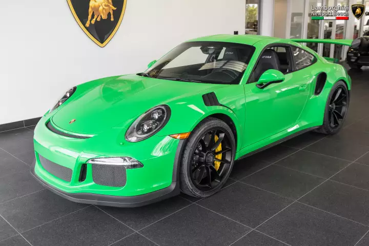 Porsche 911 GT3 RS (991.1) painted in Signal Green