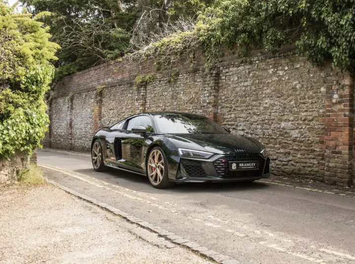 Audi R8 (4S) painted in Deep Green