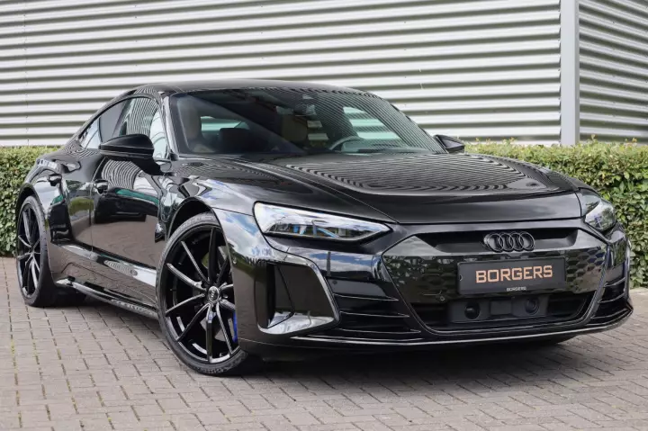 Audi RS e-tron GT painted in Dark Olive Metallic