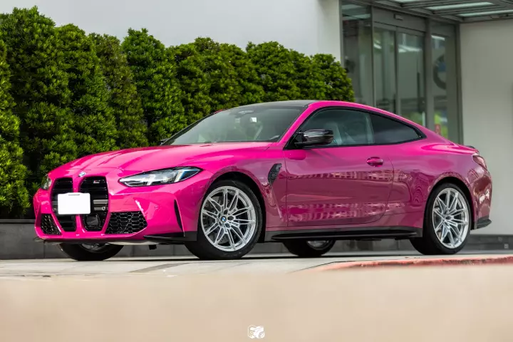 BMW M4 (G82) painted in Ruby Star Neo
