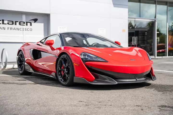 McLaren 600LT painted in Vermillion Red