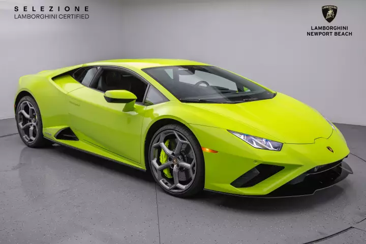 Lamborghini Huracán EVO (LP640-4) painted in Verde Scandal