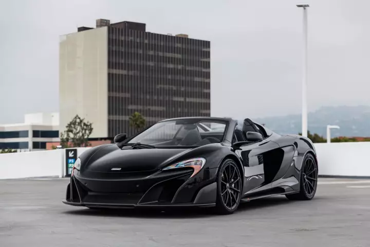 McLaren 675LT Spider painted in Onyx Black