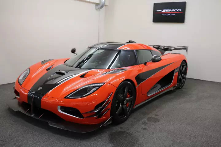 Koenigsegg Agera RS painted in Alba Orange