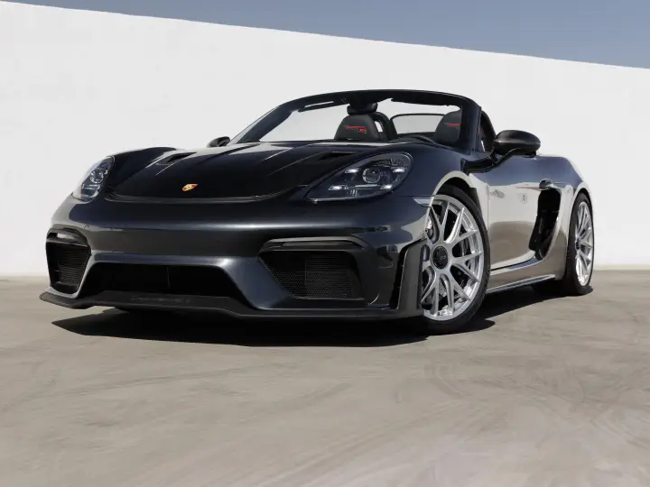 Porsche 718 Spyder RS (982) painted in Carbon Steel Grey