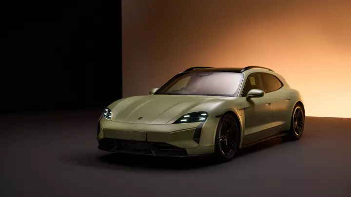 Porsche Taycan Sport Turismo painted in Greek Street Green