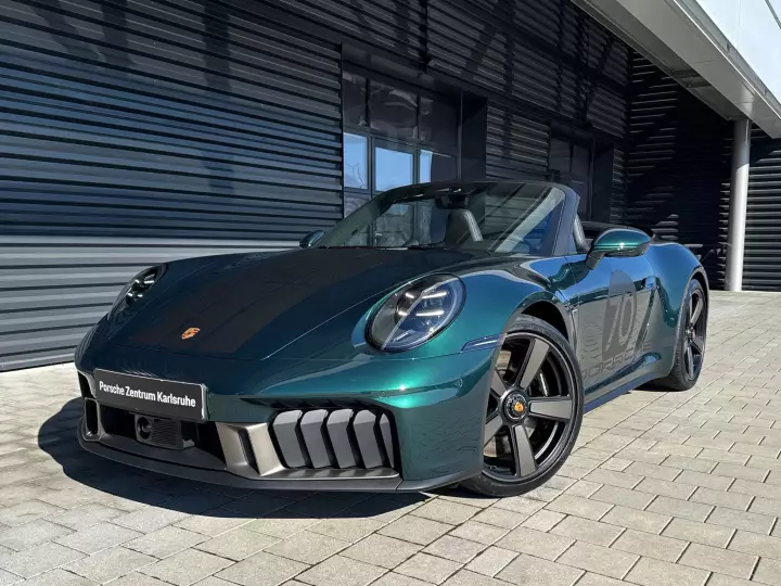 Porsche 911 Spirit 70 (992.2) painted in Jet Green Metallic