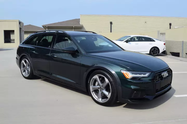 Audi A6 Allroad (C8) painted in Forest Green Metallic