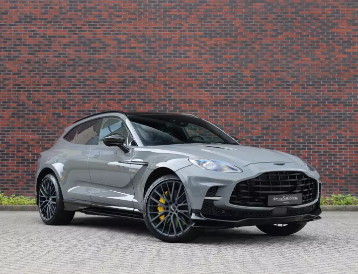 Aston Martin DBX 707 painted in China Grey