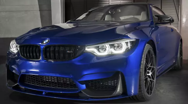BMW M4 (F82) painted in San Marino Blue