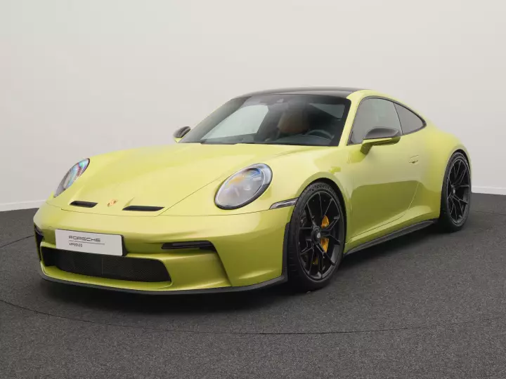 Porsche 911 GT3 Touring (992.1) painted in Peridot Metallic