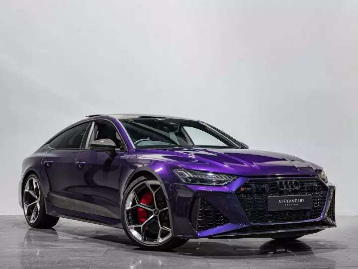 Audi RS7 Sportback (C8) painted in Velvet Purple