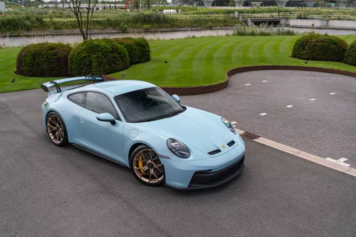 Porsche 911 GT3 (992.1) painted in Meissen Blue