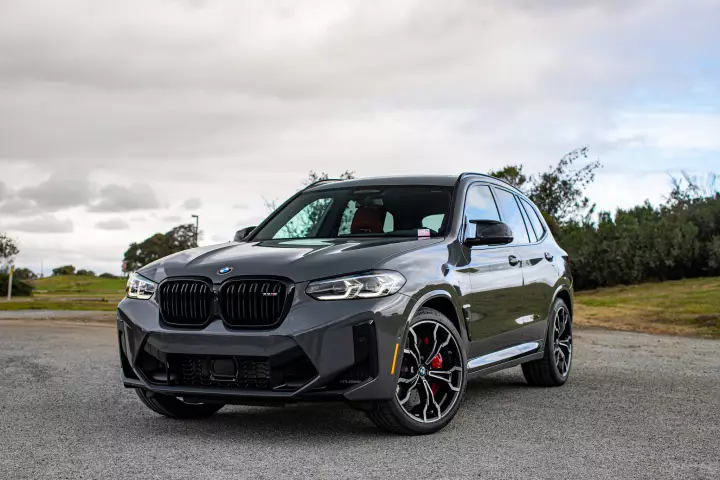 BMW X3 M (F97) painted in Grigio Telesto