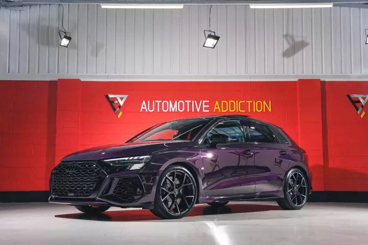 Audi RS3 Sportback (8Y) painted in Merlin
