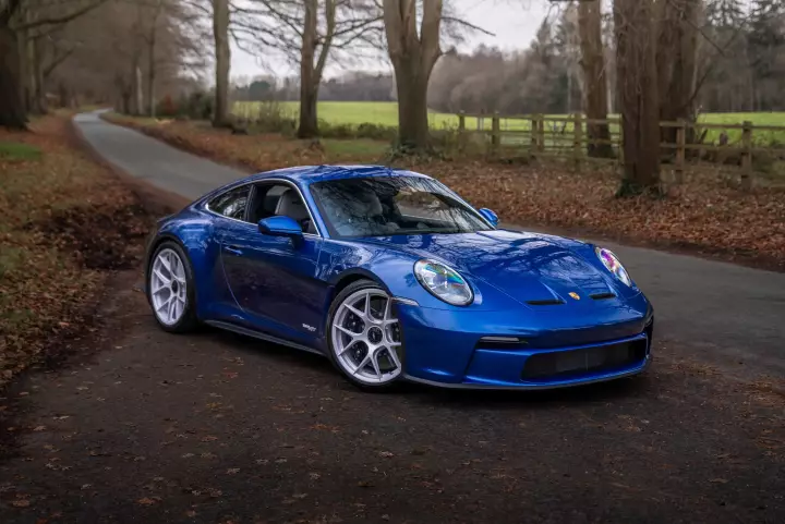 Porsche 911 S/T (992) painted in Cobalt Blue Metallic