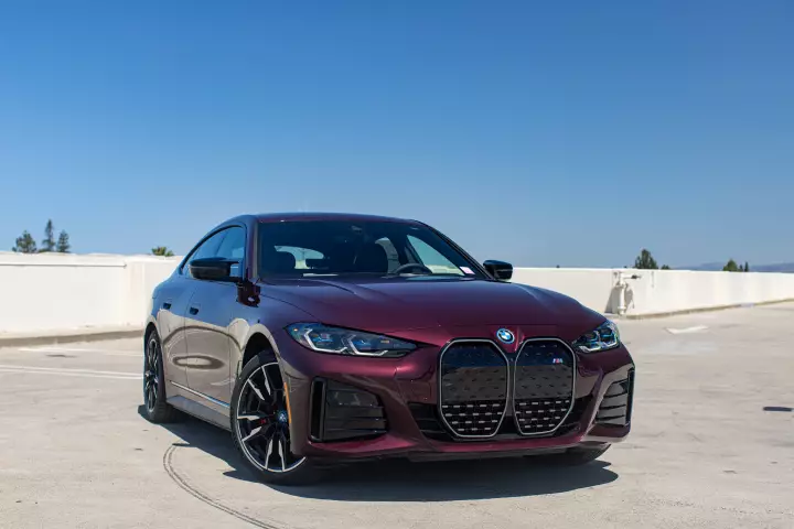 BMW i4 (G26) painted in Barbera Red