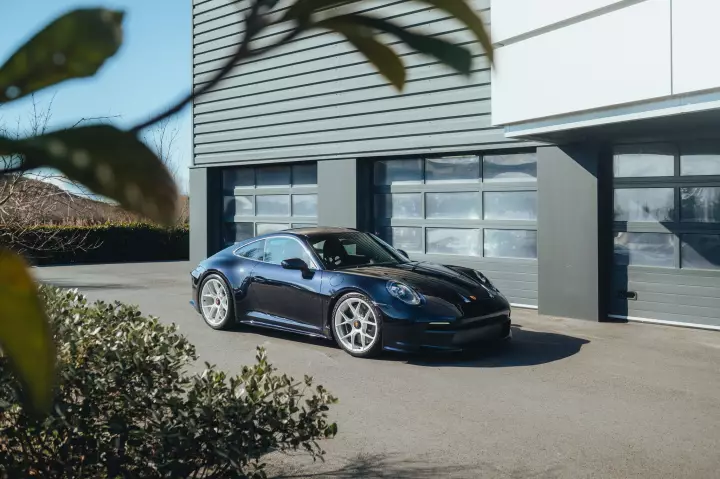 Porsche 911 S/T (992) painted in Carbon Black