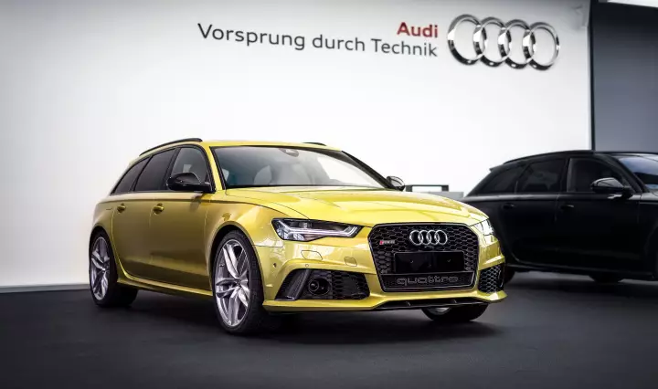 Audi RS6 Avant (C7) painted in Austin Yellow