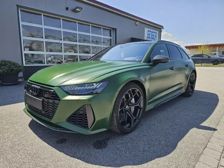 Audi RS6 Avant (C8) painted in Sonoma Green Matte