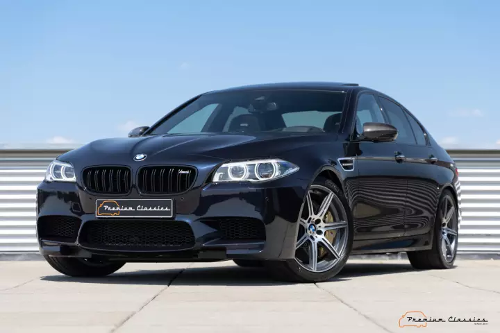 BMW M5 Competition Edition (F10) painted in Carbon Black