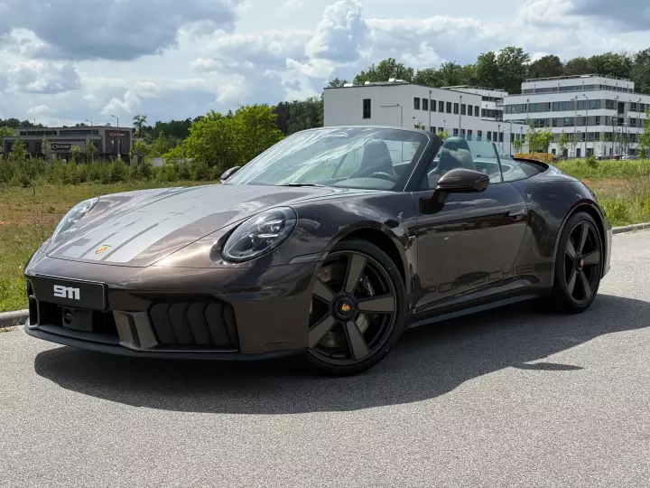 Porsche 911 Spirit 70 (992.2) painted in Macadamia Metallic
