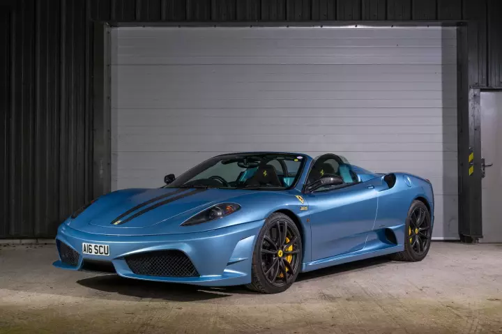 Ferrari Scuderia Spider 16M painted in Avio Metallic