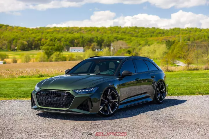 Audi RS6 Avant (C8) painted in Oak Green Metallic