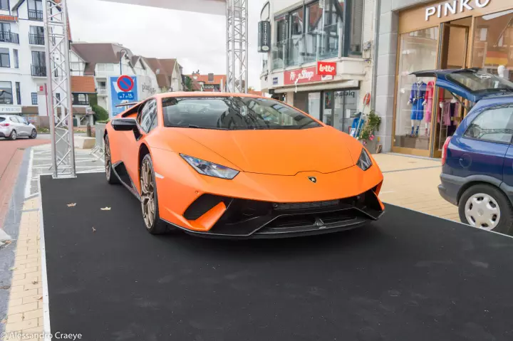 Lamborghini Huracán Performante (LP640-4) painted in Arancio Anthaeus