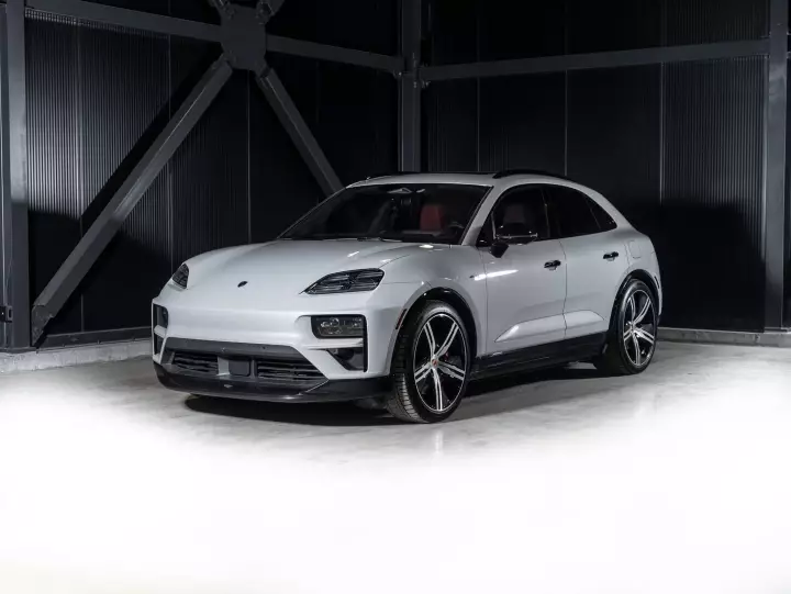 Porsche Macan Electric painted in Ice Grey Metallic