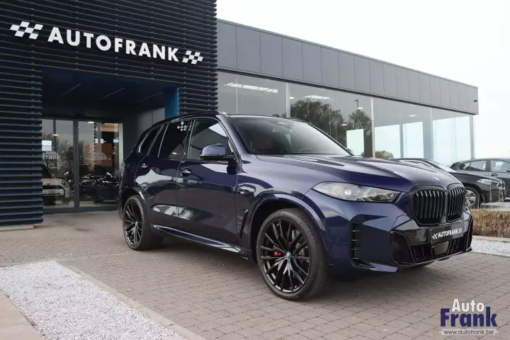 BMW X5 (G05 LCI) painted in Tanzanite Blue II