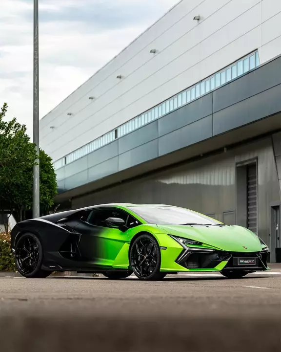 Lamborghini Revuelto painted in Verde Alceo and Nero Nemesis