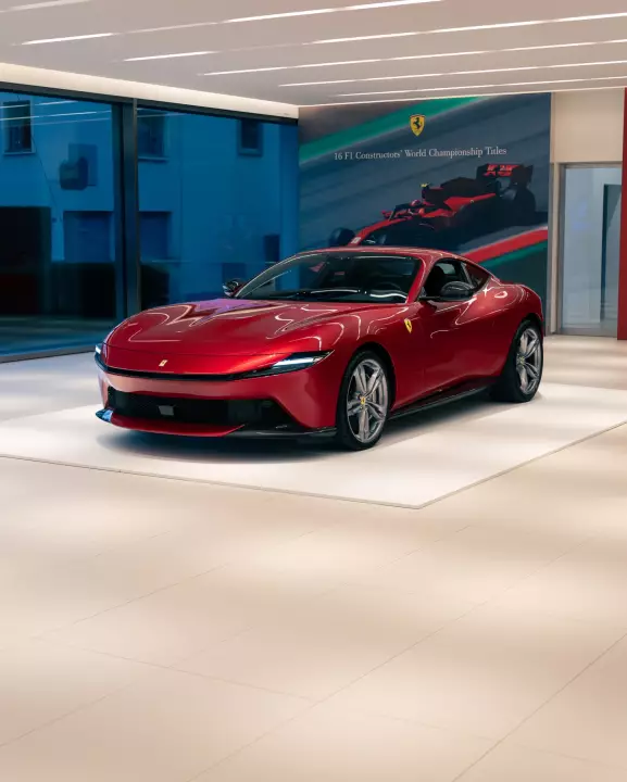 Ferrari Amalfi painted in Rosso Portofino