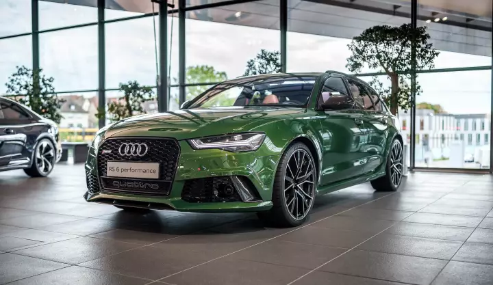 Audi RS6 Avant (C7) painted in Sonoma Green