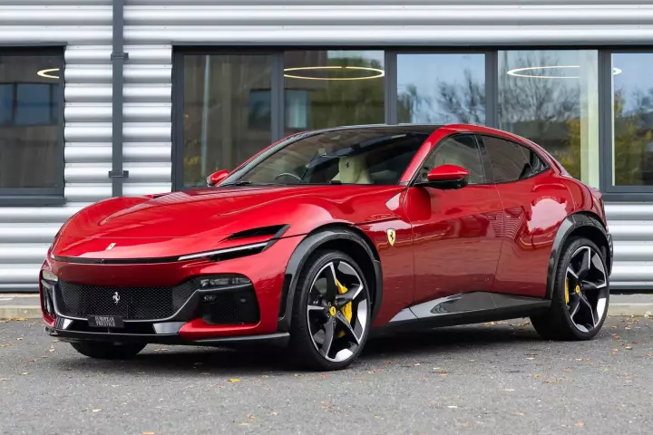 Ferrari Purosangue painted in Rosso Maranello