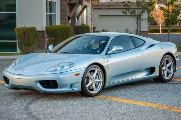 Ferrari 360 Modena painted in Grigio Alloy