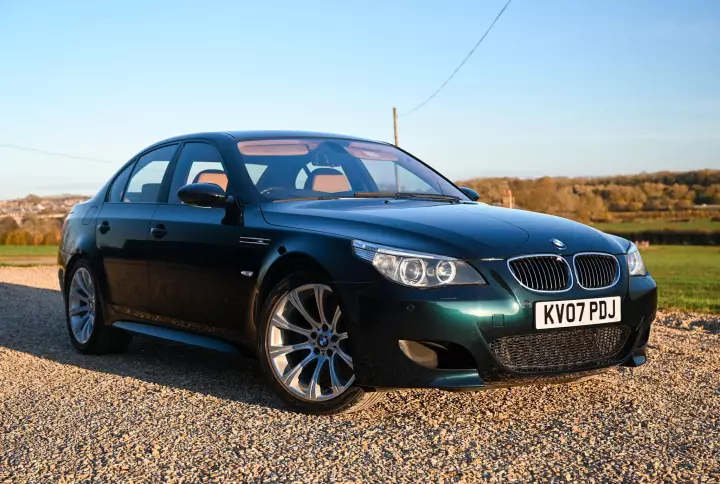 BMW M5 (E60) painted in Malachite Green Dark