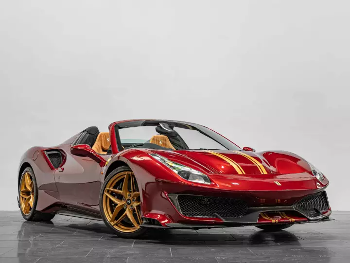 Ferrari 488 Pista Spider painted in Rubino Micalizzato