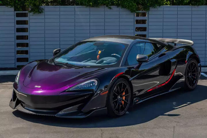 McLaren 600LT painted in Amethyst Black