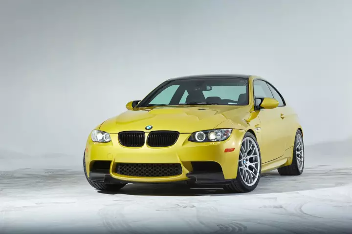 BMW M3 Coupé (E92) painted in Phoenix Yellow