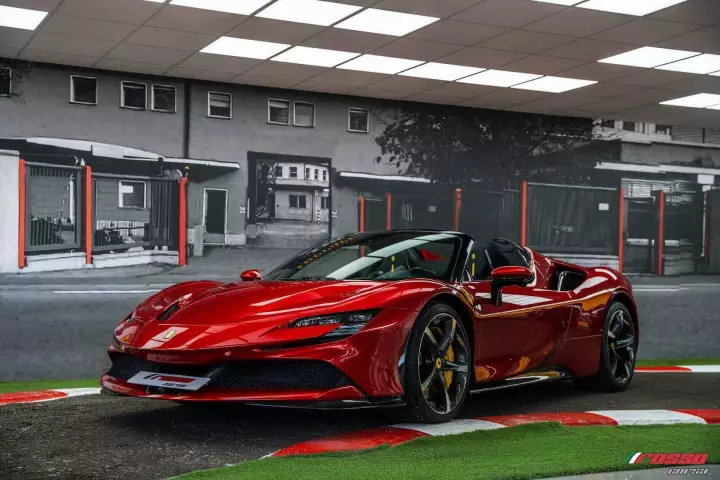 Ferrari SF90 Spider painted in Rosso Magma
