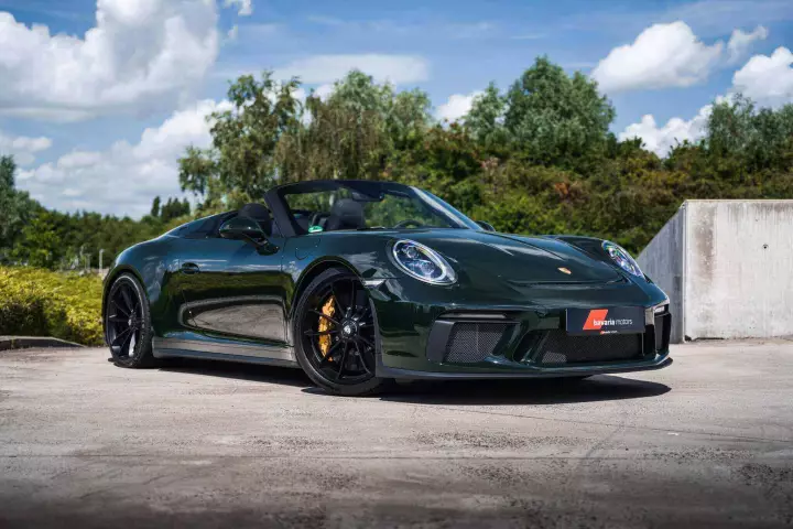 Porsche 911 Speedster (991) painted in Brewster Green