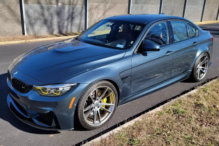 BMW M3 (F80) painted in Orinoco