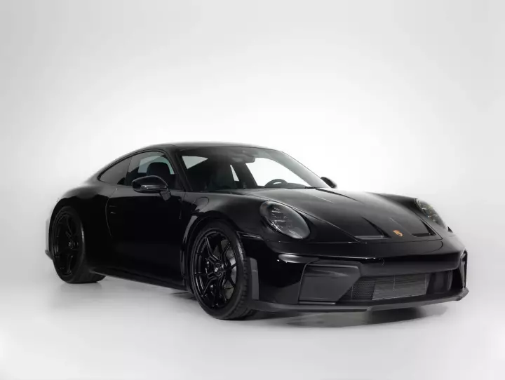 Porsche 911 GT3 Touring (992.2) painted in Black
