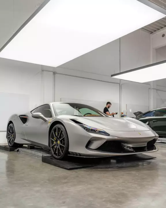 Ferrari F8 Tributo painted in Alluminio Opaco