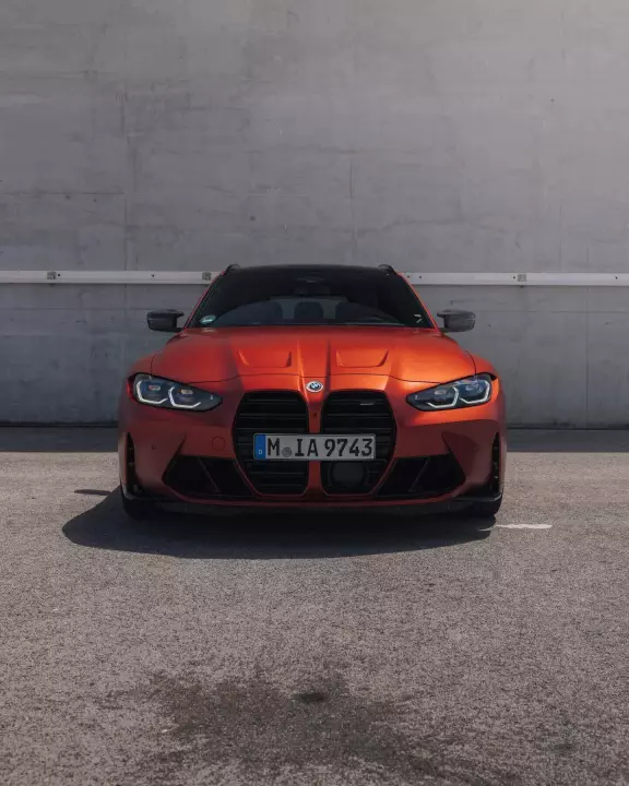 BMW M3 Touring (G81) painted in Frozen Orange